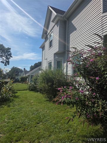 202 81st Street, Niagara Falls, NY 14304