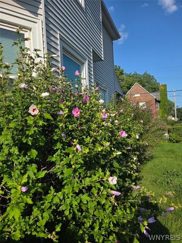 202 81st Street, Niagara Falls, NY 14304