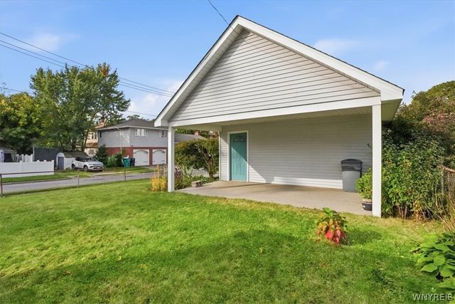 202 81st Street, Niagara Falls, NY 14304
