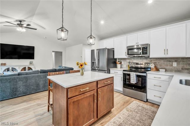 27261 Cook Road, Olmsted Twp, OH 44138