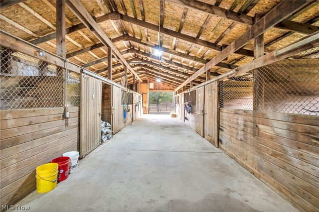 27261 Cook Road, Olmsted Twp, OH 44138