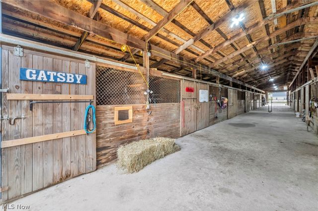 27261 Cook Road, Olmsted Twp, OH 44138