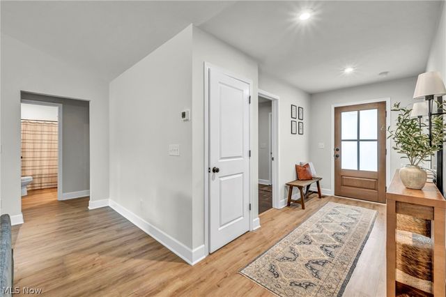 27261 Cook Road, Olmsted Twp, OH 44138