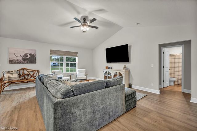 27261 Cook Road, Olmsted Twp, OH 44138