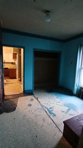 12 Pleasant Street, Barre City, VT 05641