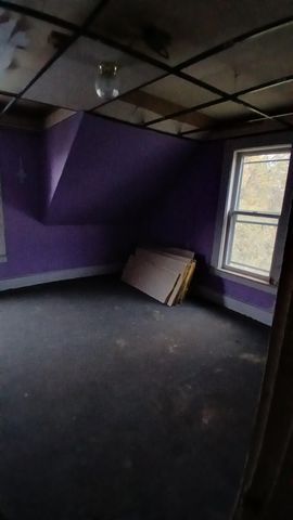 12 Pleasant Street, Barre City, VT 05641