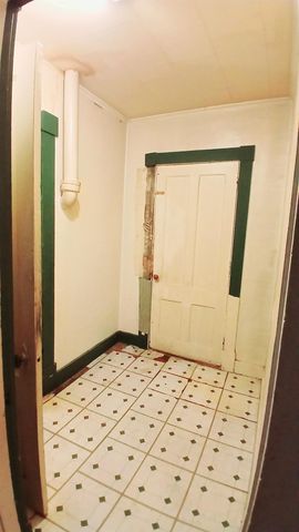 12 Pleasant Street, Barre City, VT 05641