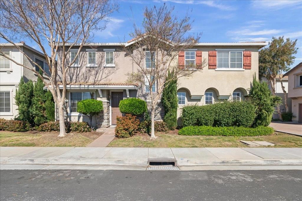 Image 1 of property listing at 2235 3rd Street, Santa Clara, CA 95054