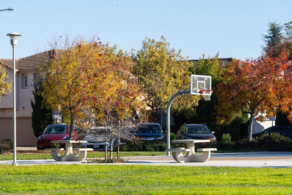 Image 26 of property listing at 2235 3rd Street, Santa Clara, CA 95054