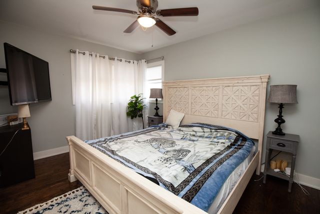 8453 N Ottawa Avenue, Niles, IL 60714