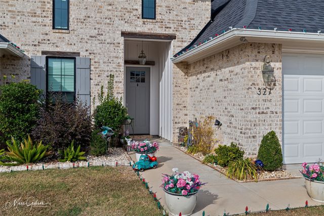 327 Newport Lane, Benton, LA 71006