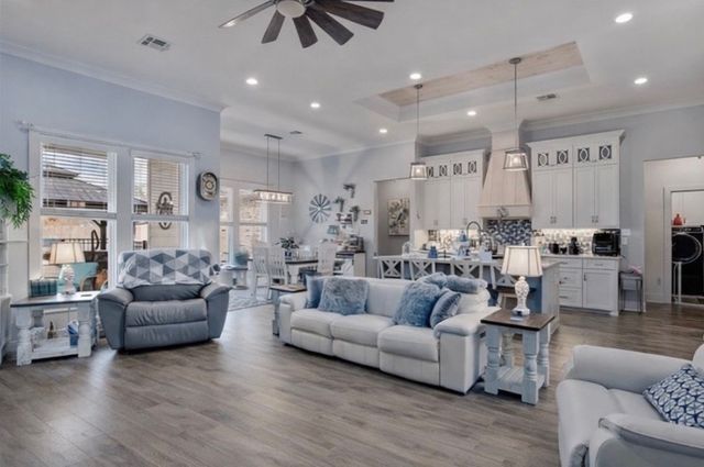 327 Newport Lane, Benton, LA 71006