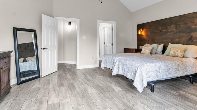 8318 Hunters Village Drive, Humble, TX 77346