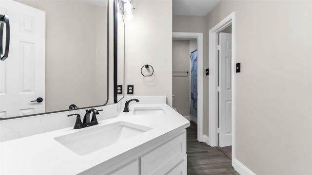 8318 Hunters Village Drive, Humble, TX 77346