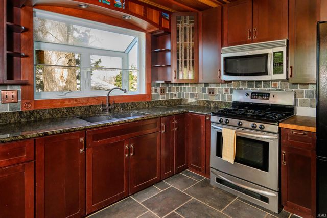 901 S Lincoln Street, Bloomington, IN 47401