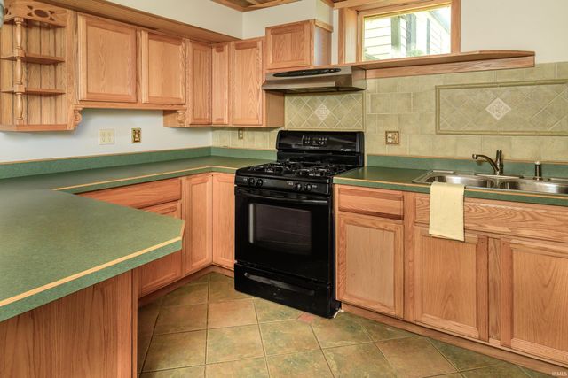 901 S Lincoln Street, Bloomington, IN 47401