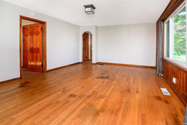 901 S Lincoln Street, Bloomington, IN 47401