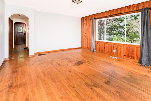 901 S Lincoln Street, Bloomington, IN 47401