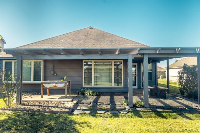 13227 E 132nd Street N, Collinsville, OK 74021