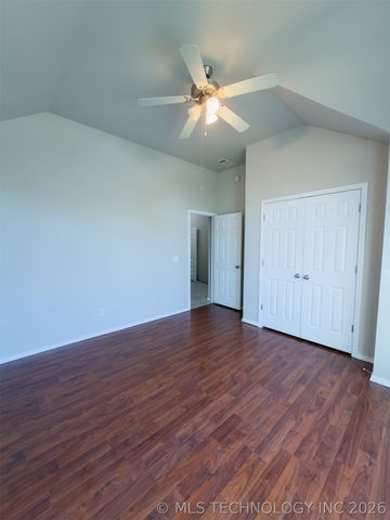 13227 E 132nd Street N, Collinsville, OK 74021