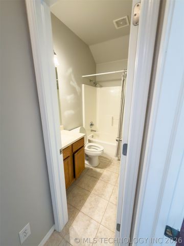 13227 E 132nd Street N, Collinsville, OK 74021