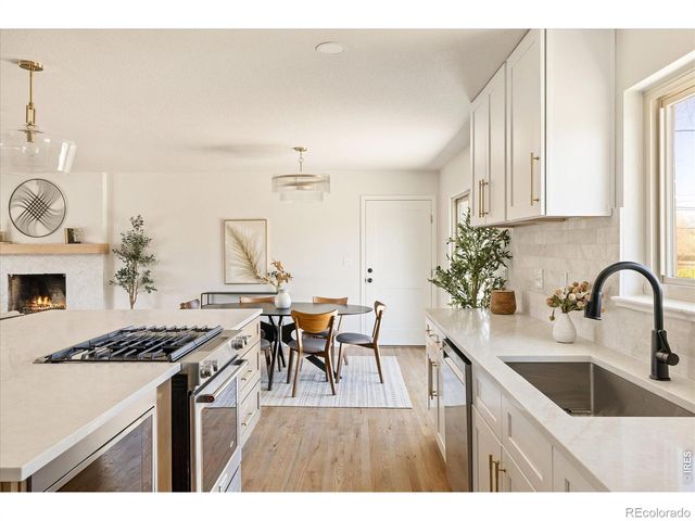 11820 W 30th Place, Lakewood, CO 80215