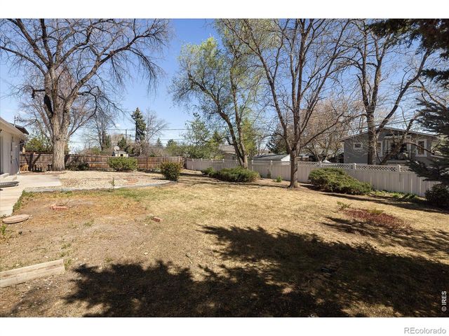 11820 W 30th Place, Lakewood, CO 80215