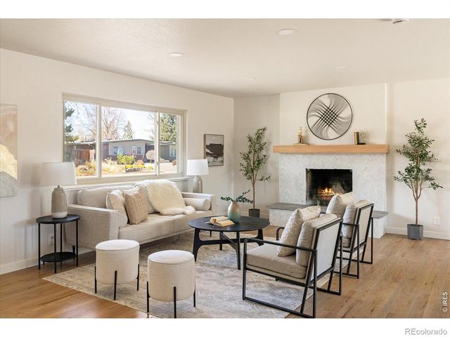 11820 W 30th Place, Lakewood, CO 80215