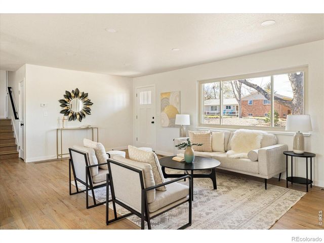 11820 W 30th Place, Lakewood, CO 80215