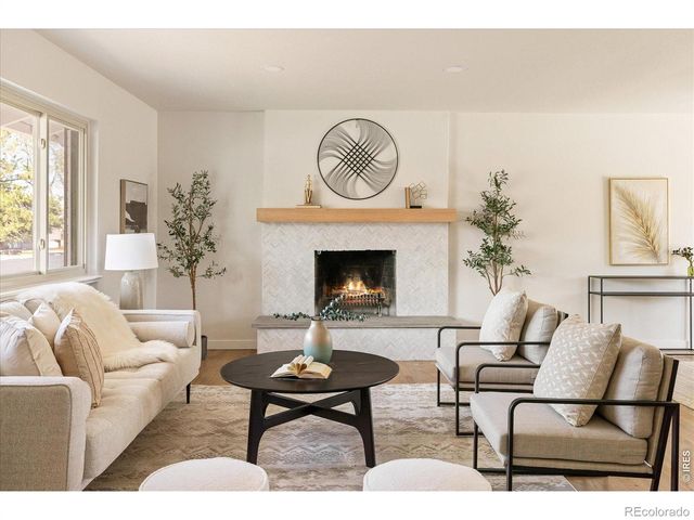11820 W 30th Place, Lakewood, CO 80215