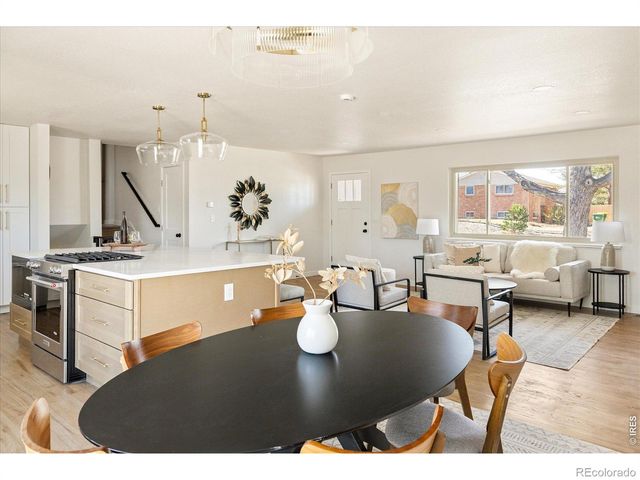 11820 W 30th Place, Lakewood, CO 80215