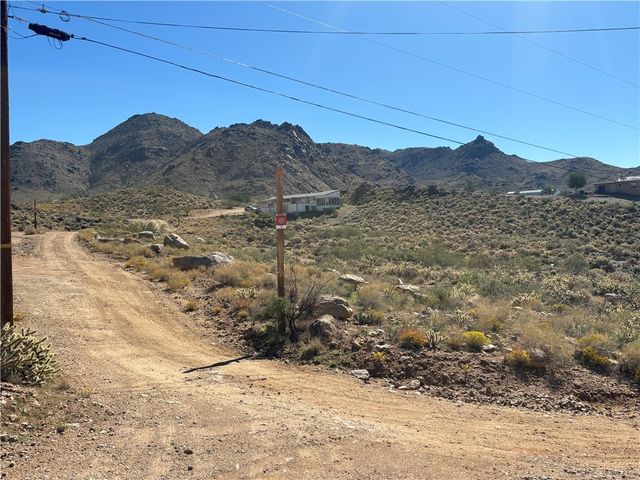 031 N So Hi Boulevard, Golden Valley, AZ 86413