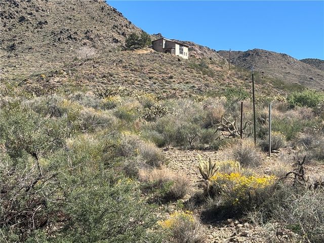 031 N So Hi Boulevard, Golden Valley, AZ 86413