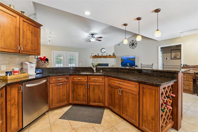 7050 SCENIC HILLS BOULEVARD, Lakeland, FL 33810