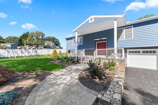 4 Shore Road, Westerly, RI 02891