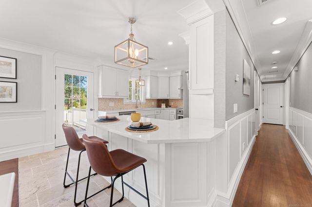 4 Shore Road, Westerly, RI 02891