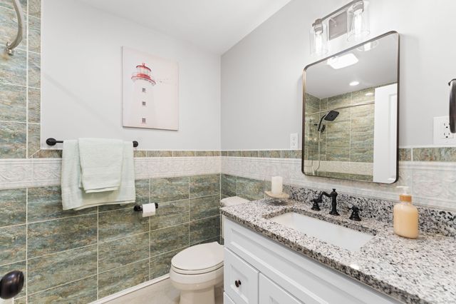 4 Shore Road, Westerly, RI 02891