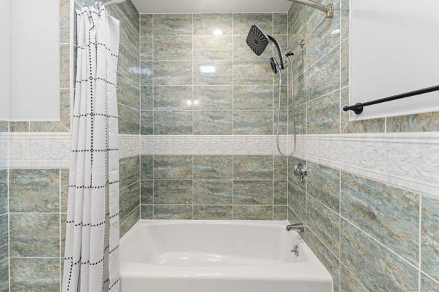 4 Shore Road, Westerly, RI 02891