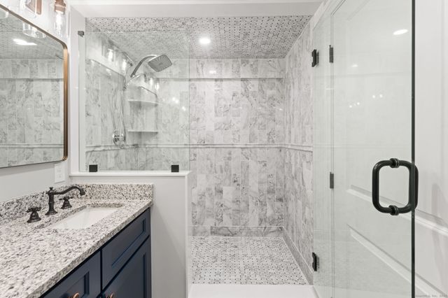 4 Shore Road, Westerly, RI 02891