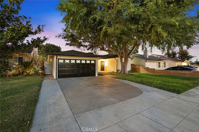 1920 N Screenland, Burbank, CA 91505