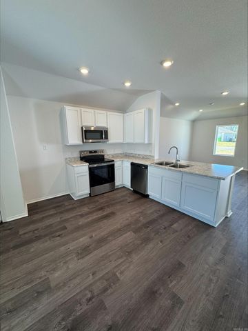 101 Jasmine Court, Beebe, AR 72012