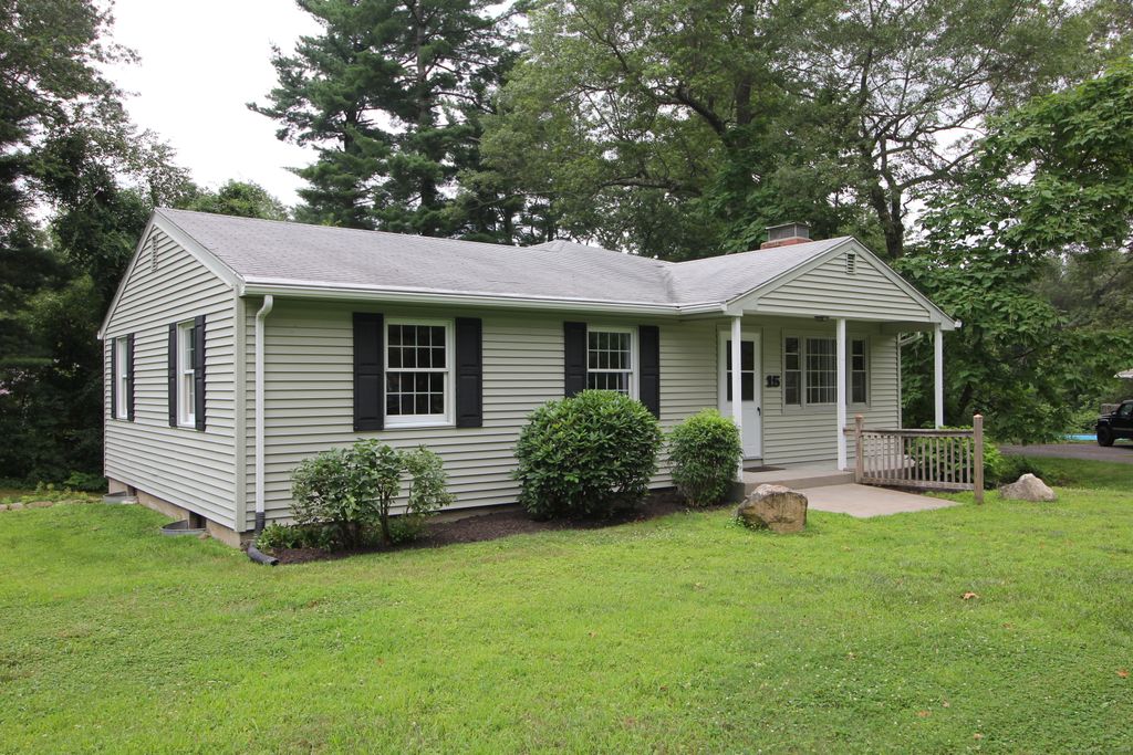 15 Birch Road, Granby, CT 06035