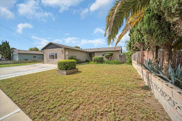 838 Caribbean Avenue, Salinas, CA 93905