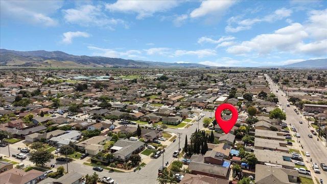 838 Caribbean Avenue, Salinas, CA 93905