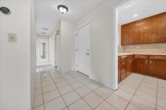838 Caribbean Avenue, Salinas, CA 93905