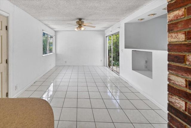 838 Caribbean Avenue, Salinas, CA 93905