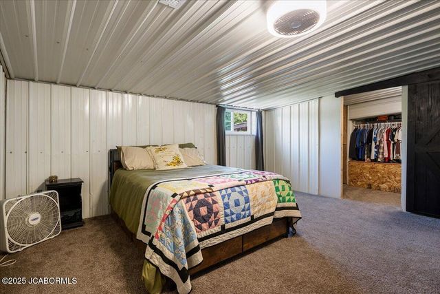 9412 PLEASANT HILL ROAD, Jefferson City, MO 65109