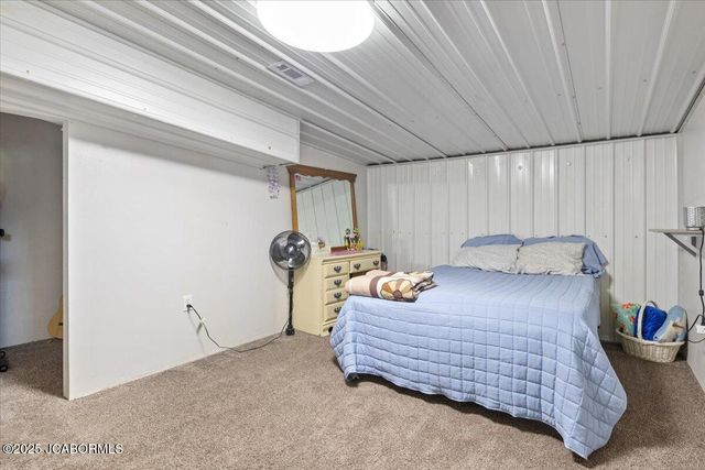 9412 PLEASANT HILL ROAD, Jefferson City, MO 65109