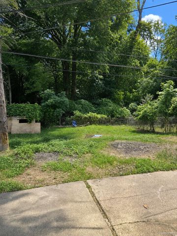 5901 Western Road, Flint, MI 48506
