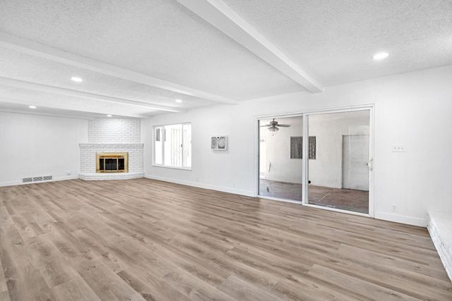 5189 N Callisch Avenue, Fresno, CA 93710